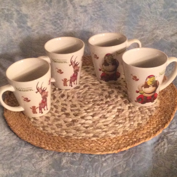 Shrek & Donkey Christmas Ceramic Coffee Mug Set of 4 Collectible 2007 Dreamworks - Picture 2 of 16